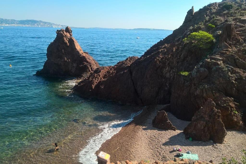 2 Pieces Climatise A 200M Des Plages Théoule-sur-Mer Buitenkant foto